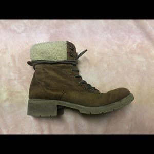Fashion Hiking Boots